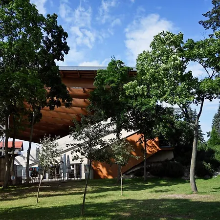 Shanty Villa *